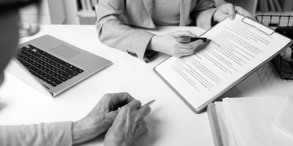 Permisos de Residencia y Trabajo / Visados / Golden Visa Santa Fe del Penedès · Permisos Residencia para Investigadores